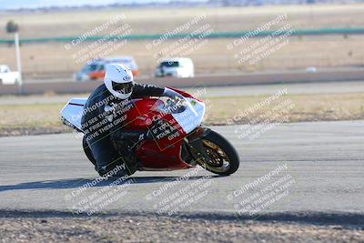 media/Feb-05-2023-Classic Track Day (Sun) [[c35aca4a42]]/Group 3/session 4 turn 4/